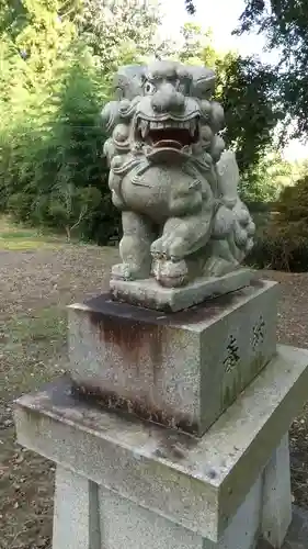 十二所神社の狛犬