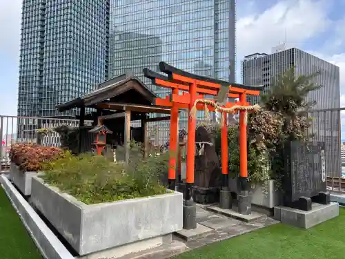 福永稲荷大明神の{uncategorized: "未分類", other: "その他", undefined: "問題あり", building: "その他建物", grave: "お墓", sacred_gate: "鳥居", guardian: "狛犬", statue: "像", buddha: "仏像", history: "歴史", nature: "自然", garden: "庭園", animal: "動物", pagoda: "塔", temizu: "手水舎", mountain_gate: "山門・神門", sanctuary: "本殿・本堂", subordinate: "末社・摂社", art: "芸術", scenery: "景色", jizo: "地蔵", ema: "絵馬", goshuin: "御朱印", omikuji: "おみくじ", items: "授与品その他", amulet: "お守り", goshuincho: "御朱印帳", eats: "食事", festival: "お祭り", votive_dance: "神楽", shichigosan: "七五三参", wedding: "結婚式", experience: "体験その他", initially: "初詣", around: "周辺", anti_infection: "感染症対策"}