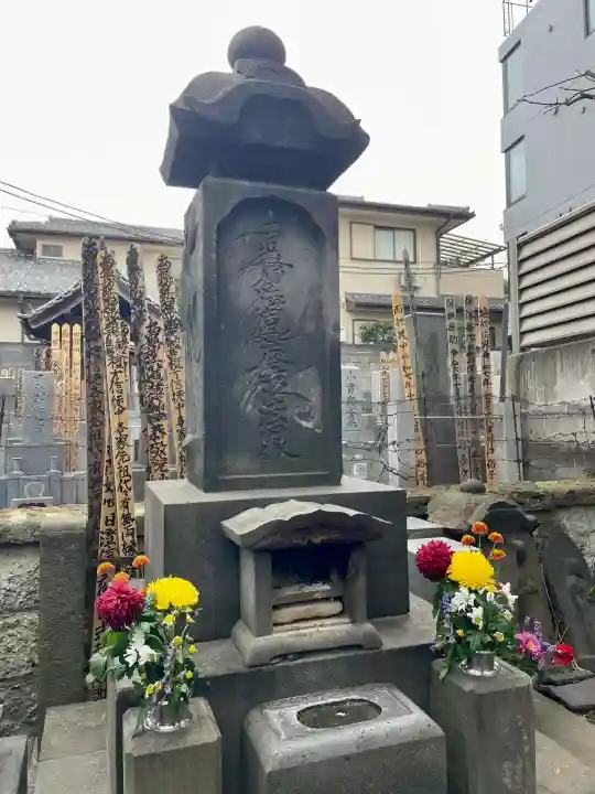 長久寺の{uncategorized: "未分類", other: "その他", undefined: "問題あり", building: "その他建物", grave: "お墓", sacred_gate: "鳥居", guardian: "狛犬", statue: "像", buddha: "仏像", history: "歴史", nature: "自然", garden: "庭園", animal: "動物", pagoda: "塔", temizu: "手水舎", mountain_gate: "山門・神門", sanctuary: "本殿・本堂", subordinate: "末社・摂社", art: "芸術", scenery: "景色", jizo: "地蔵", ema: "絵馬", goshuin: "御朱印", omikuji: "おみくじ", items: "授与品その他", amulet: "お守り", goshuincho: "御朱印帳", eats: "食事", festival: "お祭り", votive_dance: "神楽", shichigosan: "七五三参", wedding: "結婚式", experience: "体験その他", initially: "初詣", around: "周辺", anti_infection: "感染症対策"}