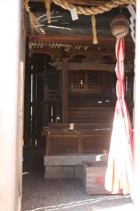 八幡神社の本殿・本堂