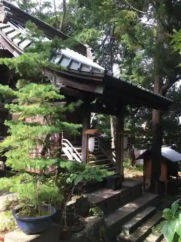 大稲荷神社の本殿・本堂
