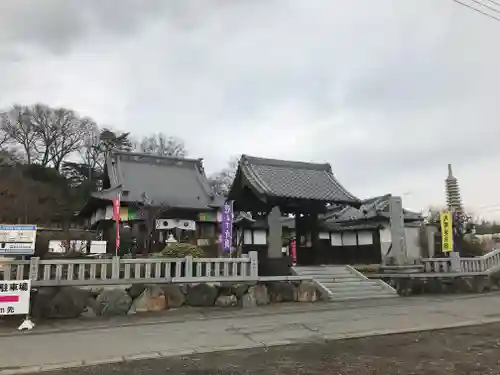 埼玉厄除け開運大師・龍泉寺（切り絵御朱印発祥の寺）のその他建物