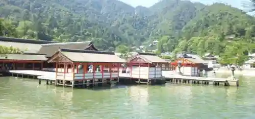 厳島神社の建物その他