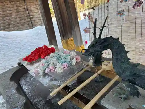 彌彦神社　(伊夜日子神社)の手水舎