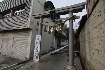 八幡神社の鳥居