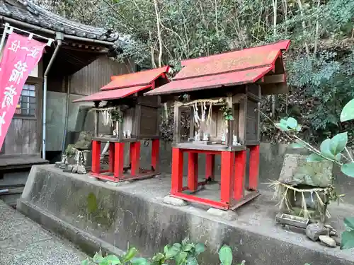 稲荷神社の末社