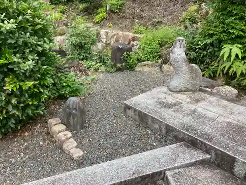 大野神社の庭園