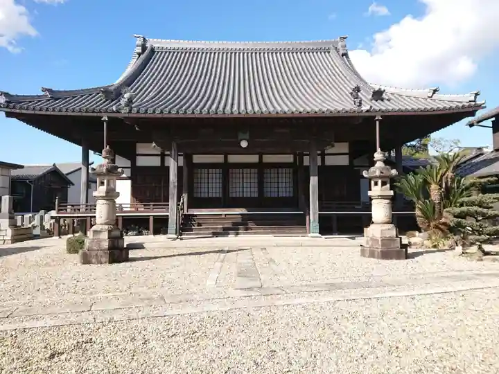 了願寺の本殿・本堂