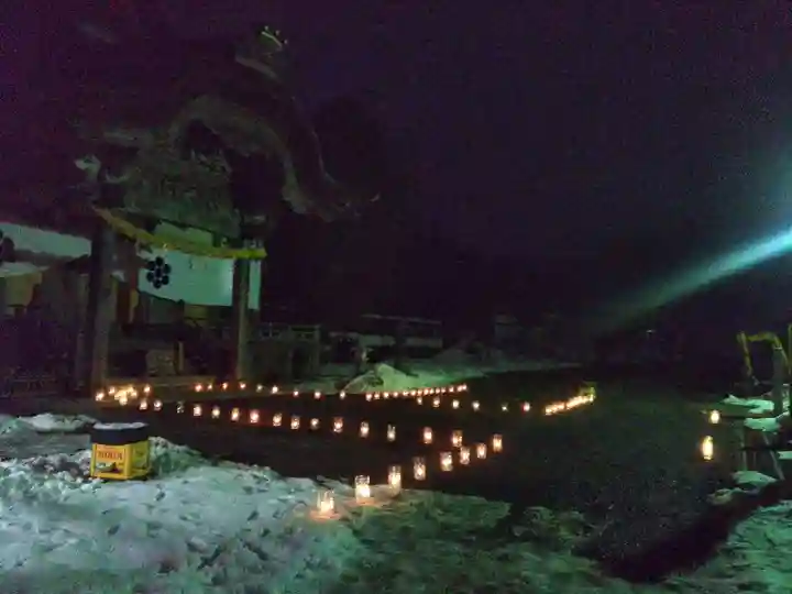 七面山敬慎院の本殿・本堂