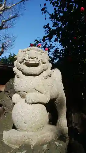 神明社の狛犬