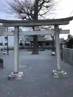 諏訪神社の鳥居
