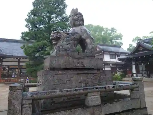 藤森神社の狛犬