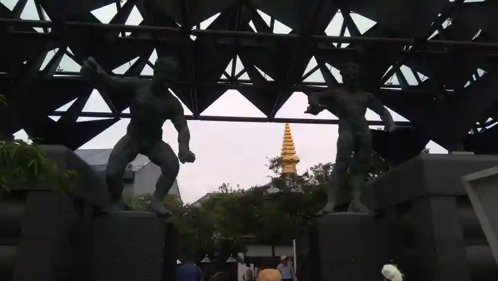 一心寺の山門・神門