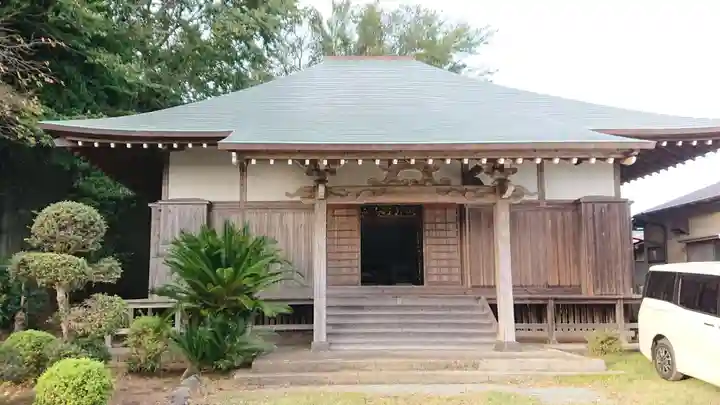 願生寺の本殿・本堂