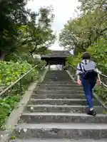 東慶寺の山門・神門