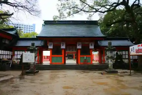 住吉神社の山門