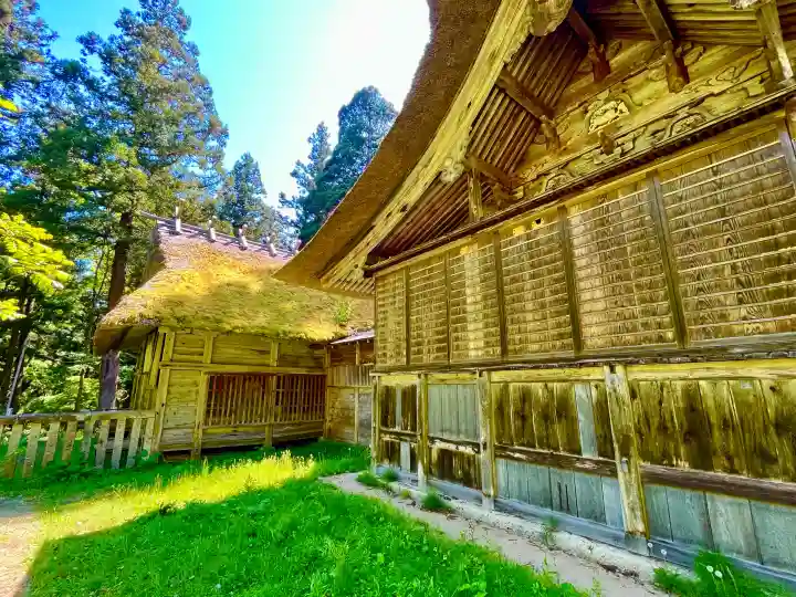 安久津八幡神社の{uncategorized: "未分類", other: "その他", undefined: "問題あり", building: "その他建物", grave: "お墓", sacred_gate: "鳥居", guardian: "狛犬", statue: "像", buddha: "仏像", history: "歴史", nature: "自然", garden: "庭園", animal: "動物", pagoda: "塔", temizu: "手水舎", mountain_gate: "山門・神門", sanctuary: "本殿・本堂", subordinate: "末社・摂社", art: "芸術", scenery: "景色", jizo: "地蔵", ema: "絵馬", goshuin: "御朱印", omikuji: "おみくじ", items: "授与品その他", amulet: "お守り", goshuincho: "御朱印帳", eats: "食事", festival: "お祭り", votive_dance: "神楽", shichigosan: "七五三参", wedding: "結婚式", experience: "体験その他", initially: "初詣", around: "周辺", anti_infection: "感染症対策"}