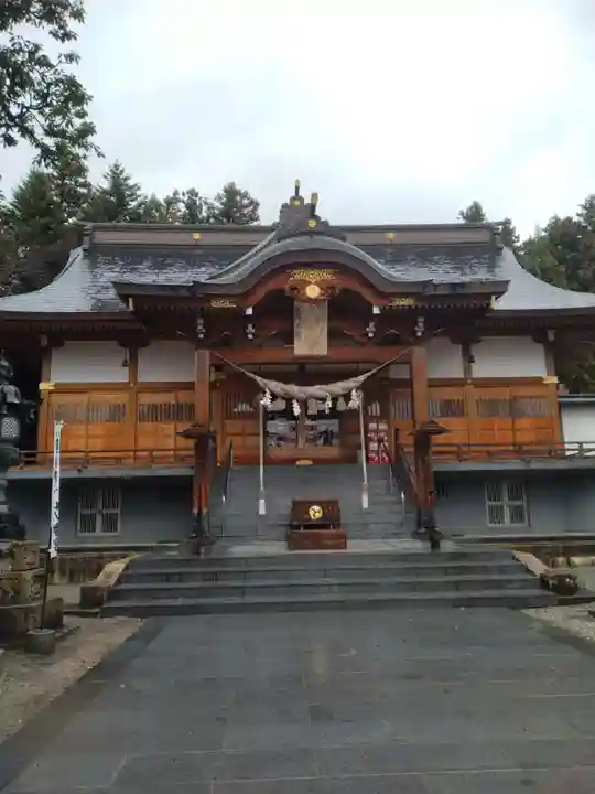烏帽子山八幡宮の本殿・本堂