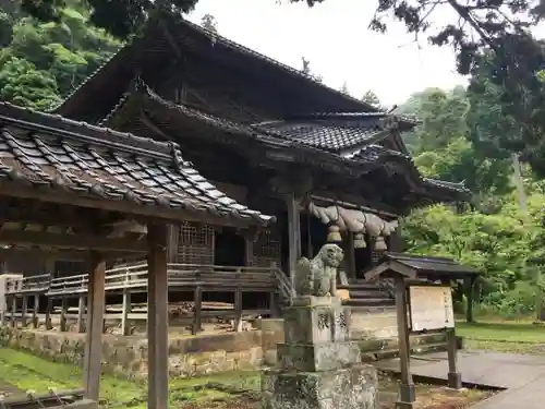 城上神社の本殿