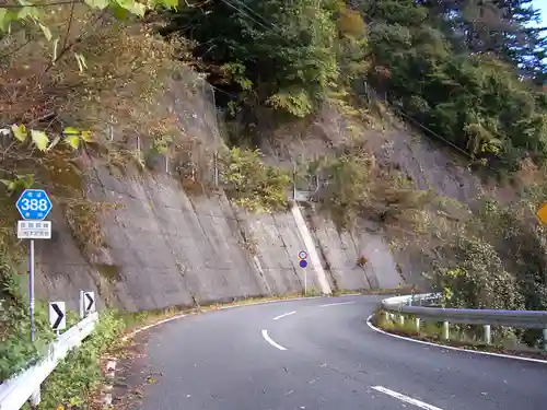 岩瀧不動堂(静岡県)