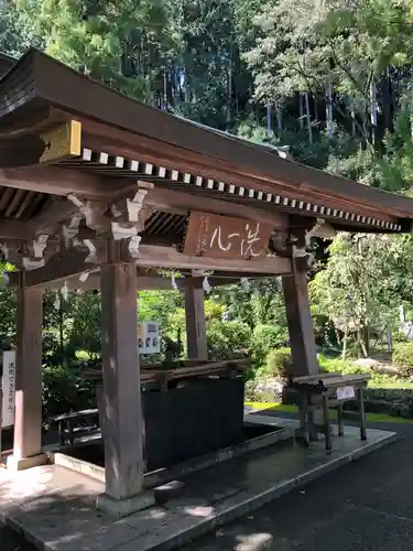 高麗神社の手水舎