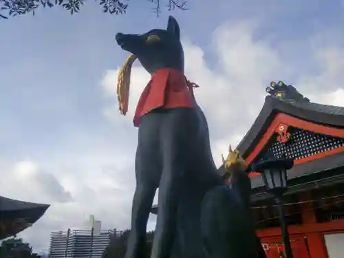 伏見稲荷大社の狛犬