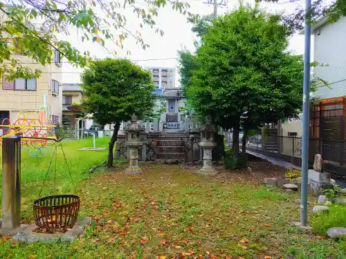 上之町神社（鳥居松町）のその他建物