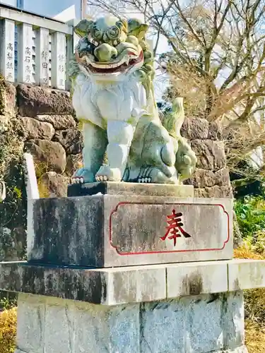 加波山三枝祇神社本宮の狛犬