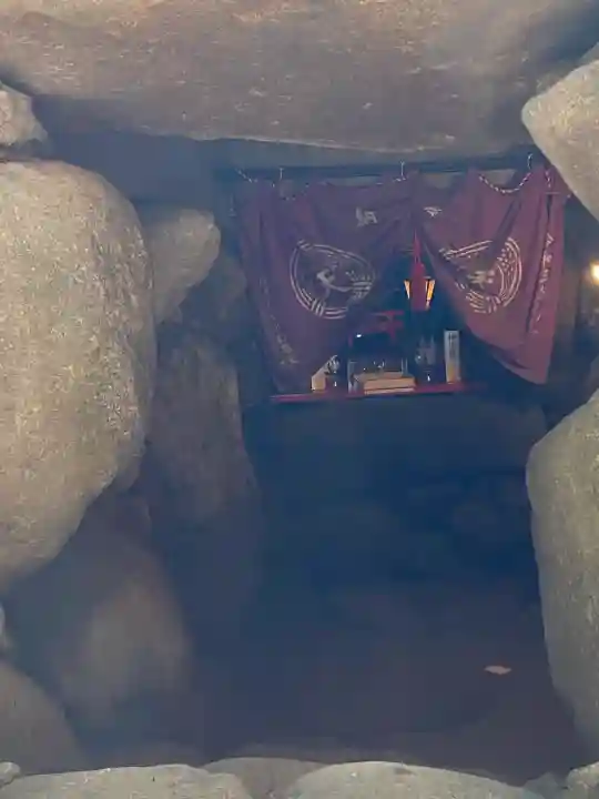 天開稲荷社の{uncategorized: "未分類", other: "その他", undefined: "問題あり", building: "その他建物", grave: "お墓", sacred_gate: "鳥居", guardian: "狛犬", statue: "像", buddha: "仏像", history: "歴史", nature: "自然", garden: "庭園", animal: "動物", pagoda: "塔", temizu: "手水舎", mountain_gate: "山門・神門", sanctuary: "本殿・本堂", subordinate: "末社・摂社", art: "芸術", scenery: "景色", jizo: "地蔵", ema: "絵馬", goshuin: "御朱印", omikuji: "おみくじ", items: "授与品その他", amulet: "お守り", goshuincho: "御朱印帳", eats: "食事", festival: "お祭り", votive_dance: "神楽", shichigosan: "七五三参", wedding: "結婚式", experience: "体験その他", initially: "初詣", around: "周辺", anti_infection: "感染症対策"}