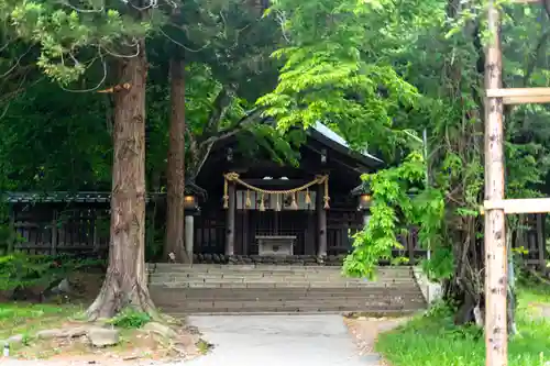 諏訪大社上社前宮(長野県)