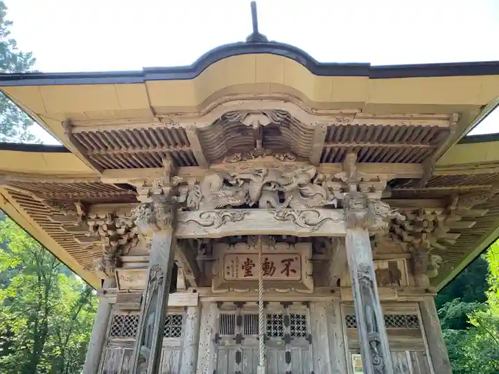 赤留大宝院不動堂の本殿・本堂