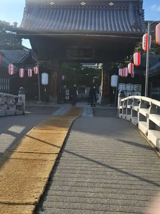 善光寺大勧進の山門・神門