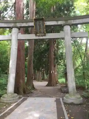 十和田神社の鳥居