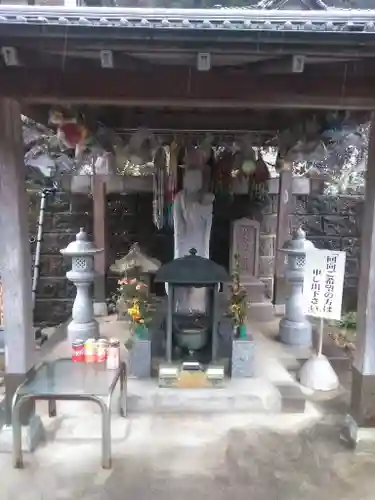 眞浄寺の本殿