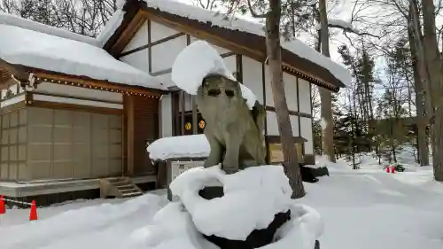 旭川神社の狛犬