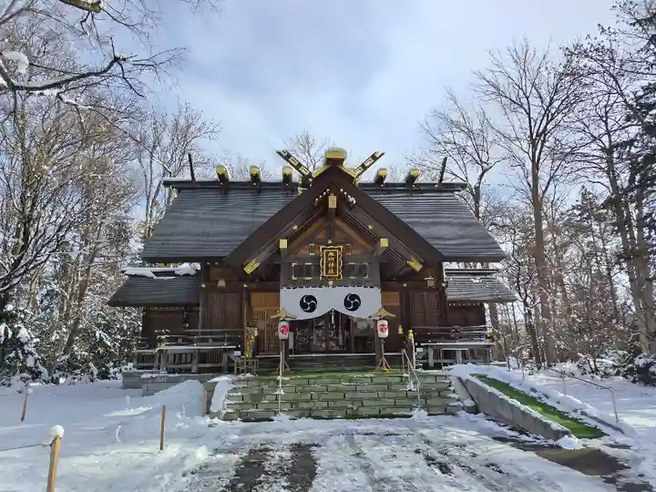 旭川神社の本殿・本堂