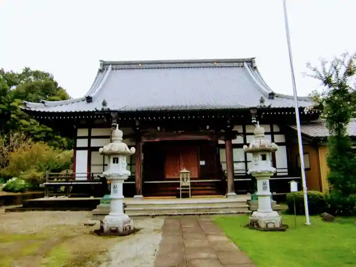 満願寺の本殿・本堂
