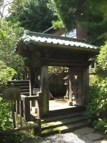 英勝寺の山門・神門