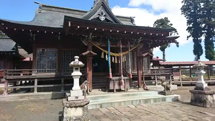 熊野神社の本殿・本堂