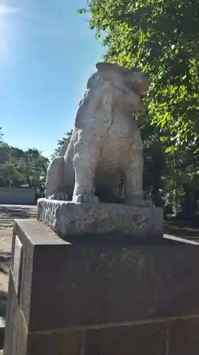 岩内神社の狛犬