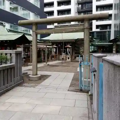 宮益御嶽神社の鳥居