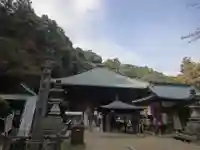 西山興隆寺の本殿・本堂