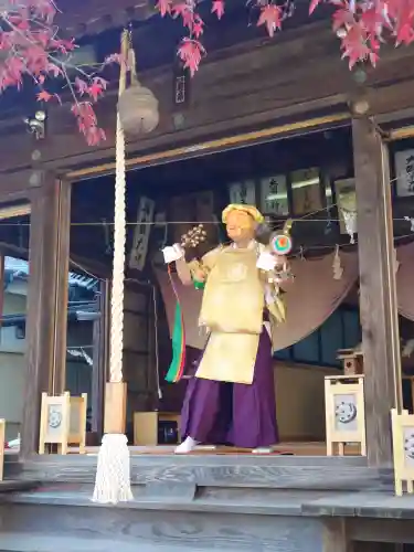 入間川大国神社の{uncategorized: "未分類", other: "その他", undefined: "問題あり", building: "その他建物", grave: "お墓", sacred_gate: "鳥居", guardian: "狛犬", statue: "像", buddha: "仏像", history: "歴史", nature: "自然", garden: "庭園", animal: "動物", pagoda: "塔", temizu: "手水舎", mountain_gate: "山門・神門", sanctuary: "本殿・本堂", subordinate: "末社・摂社", art: "芸術", scenery: "景色", jizo: "地蔵", ema: "絵馬", goshuin: "御朱印", omikuji: "おみくじ", items: "授与品その他", amulet: "お守り", goshuincho: "御朱印帳", eats: "食事", festival: "お祭り", votive_dance: "神楽", shichigosan: "七五三参", wedding: "結婚式", experience: "体験その他", initially: "初詣", around: "周辺", anti_infection: "感染症対策"}