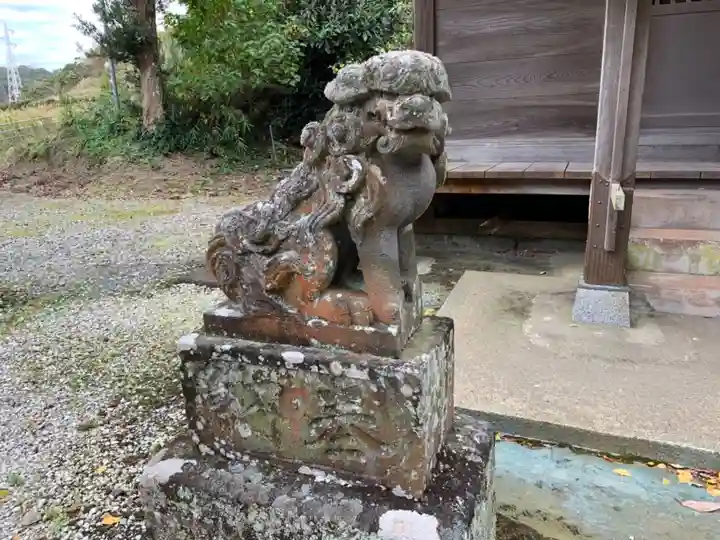 大六神社の狛犬