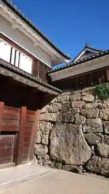 眞田神社の{uncategorized: "未分類", other: "その他", undefined: "問題あり", building: "その他建物", grave: "お墓", sacred_gate: "鳥居", guardian: "狛犬", statue: "像", buddha: "仏像", history: "歴史", nature: "自然", garden: "庭園", animal: "動物", pagoda: "塔", temizu: "手水舎", mountain_gate: "山門・神門", sanctuary: "本殿・本堂", subordinate: "末社・摂社", art: "芸術", scenery: "景色", jizo: "地蔵", ema: "絵馬", goshuin: "御朱印", omikuji: "おみくじ", items: "授与品その他", amulet: "お守り", goshuincho: "御朱印帳", eats: "食事", festival: "お祭り", votive_dance: "神楽", shichigosan: "七五三参", wedding: "結婚式", experience: "体験その他", initially: "初詣", around: "周辺", anti_infection: "感染症対策"}