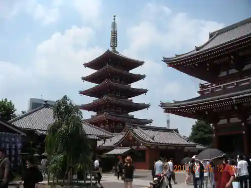 浅草寺の塔