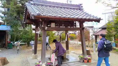 本莊神社の手水