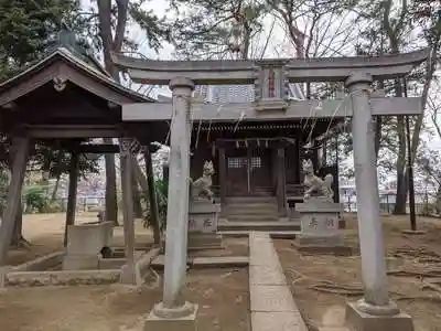 高稲荷神社の鳥居