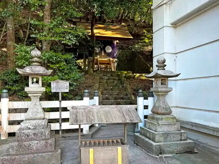 多度大社の末社・摂社