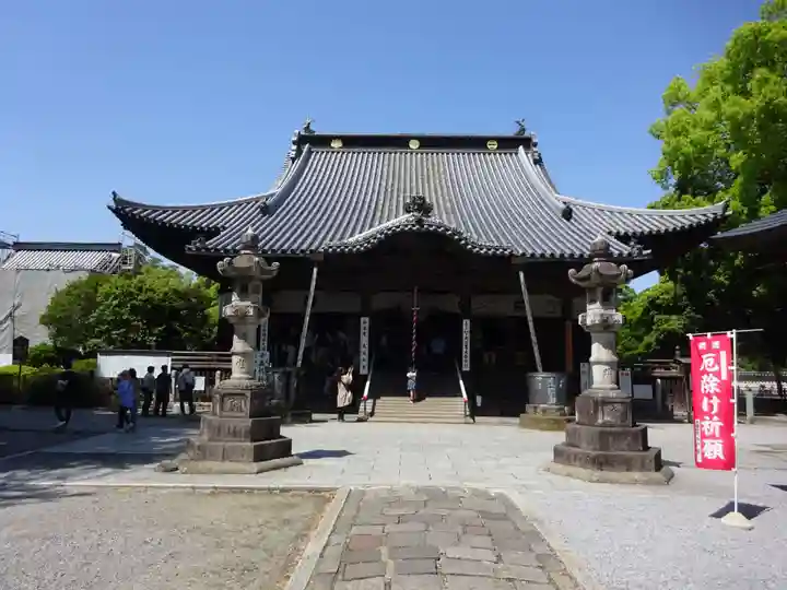 鑁阿寺の本殿・本堂